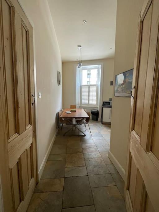 Stunning West End Flat! Appartement Glasgow Buitenkant foto