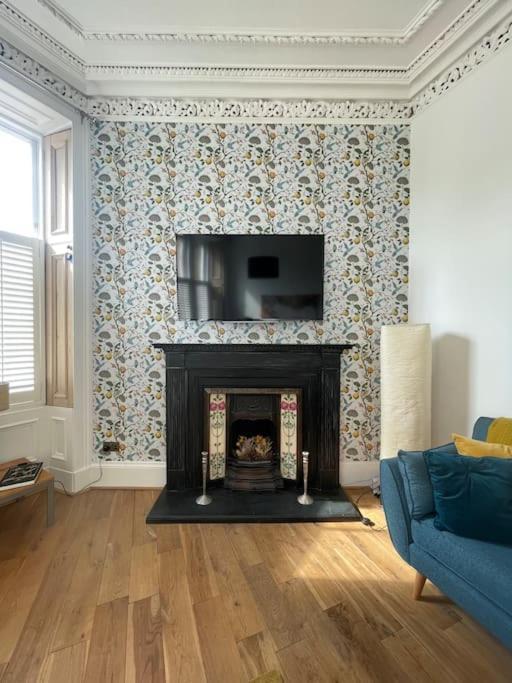Stunning West End Flat! Appartement Glasgow Buitenkant foto